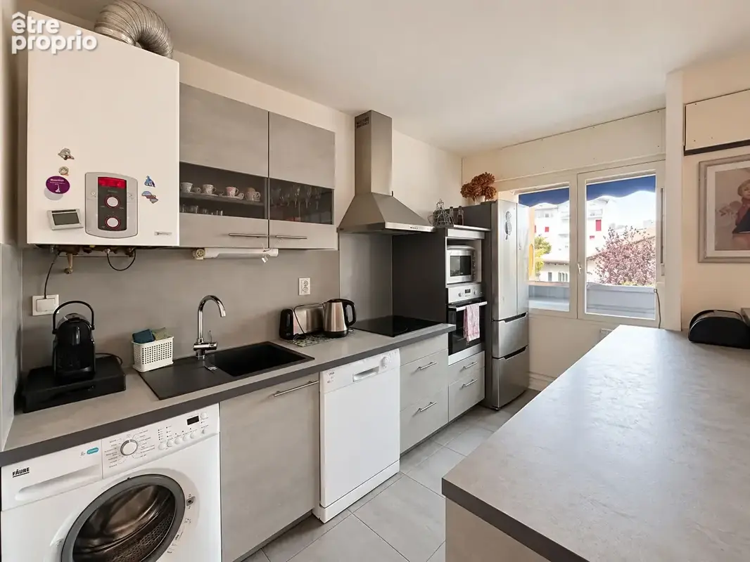 T3 d'exception avec garage en front de mer - photo 14