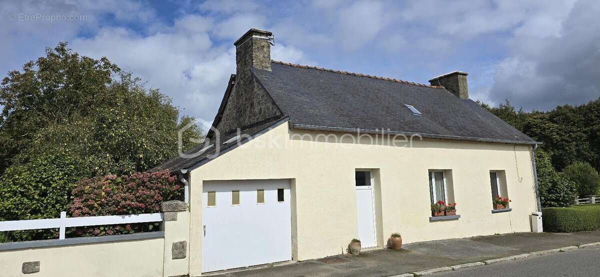 Maison à JOSSELIN