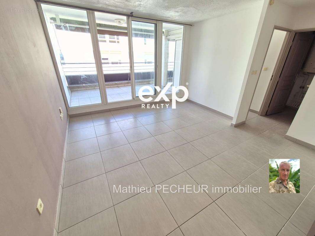 Appartement à SAINT-DENIS