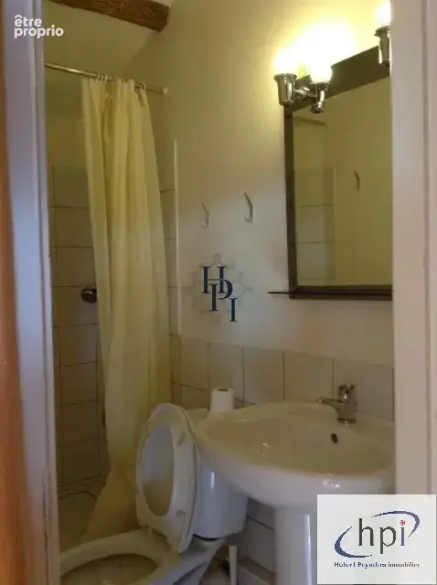 Vente studio meublé avec terrasse centre-ville Saint Affrique - photo 8