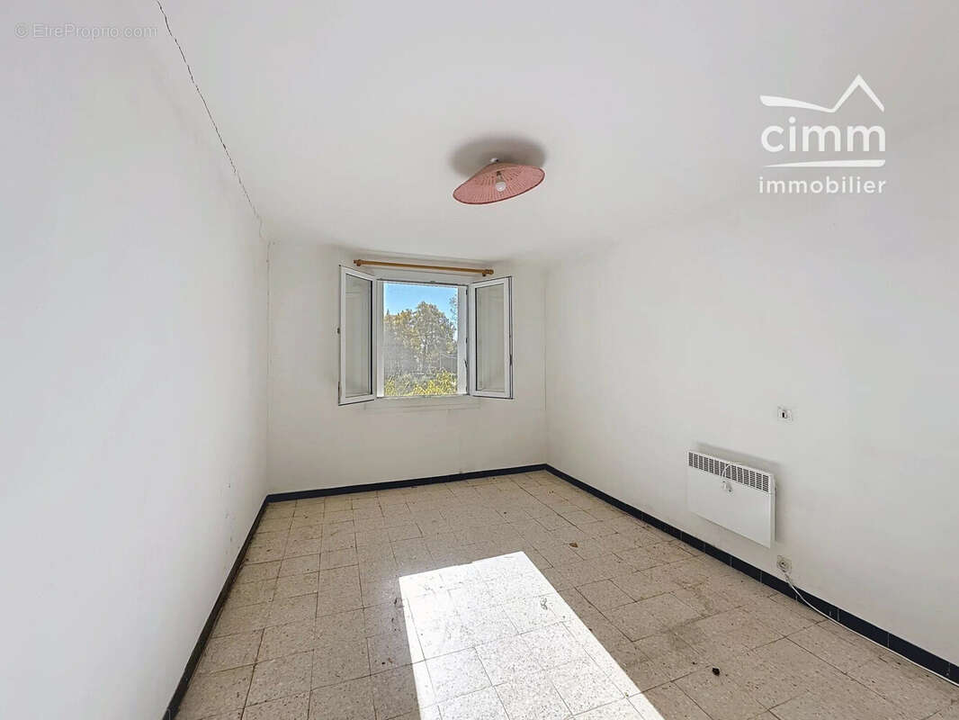 Maison 180 m² à Le Thor  - photo 8
