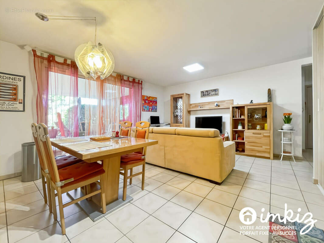 Residence avec piscine - terrasse, jardins  et box - photo 4