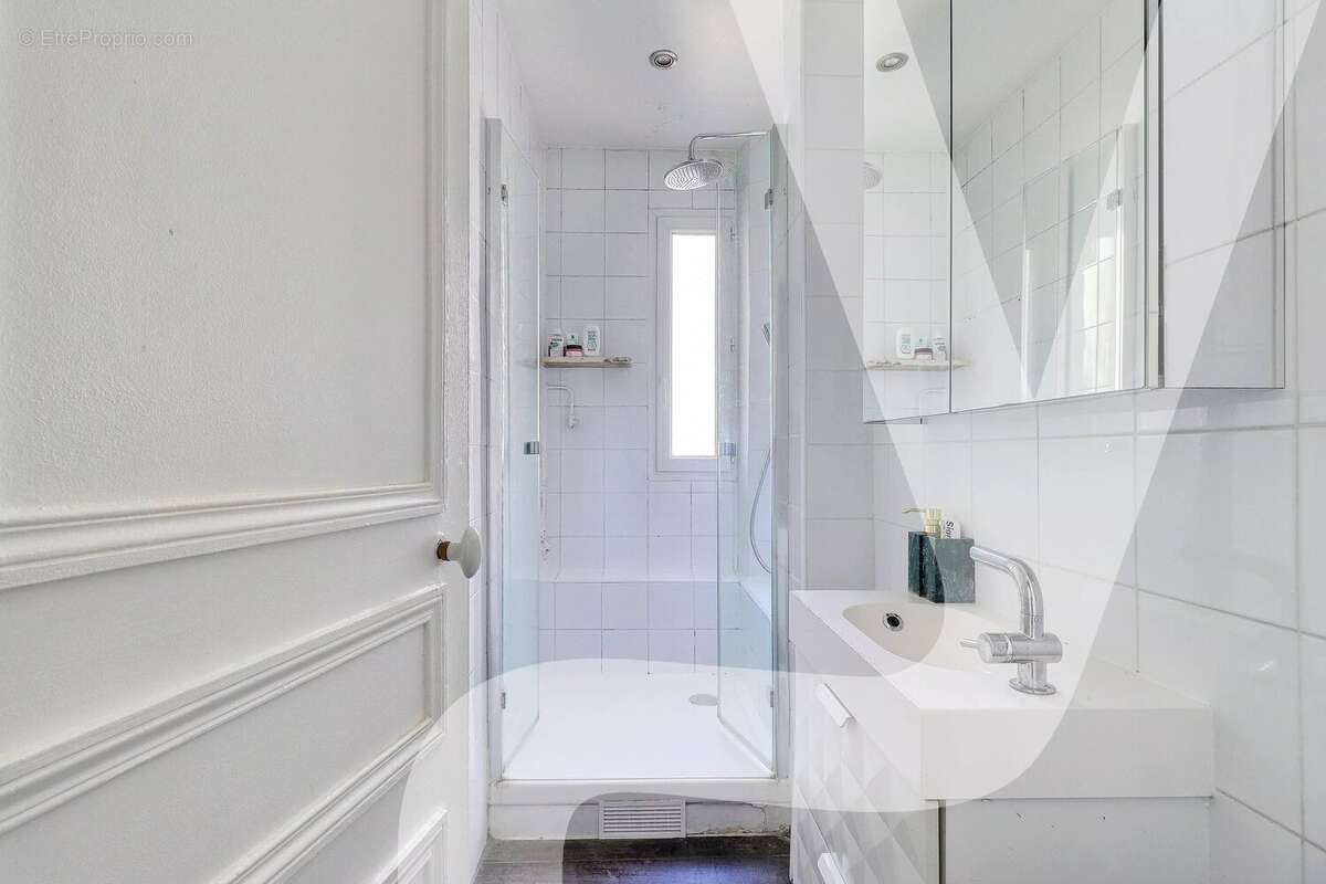Appartement à PARIS-20E