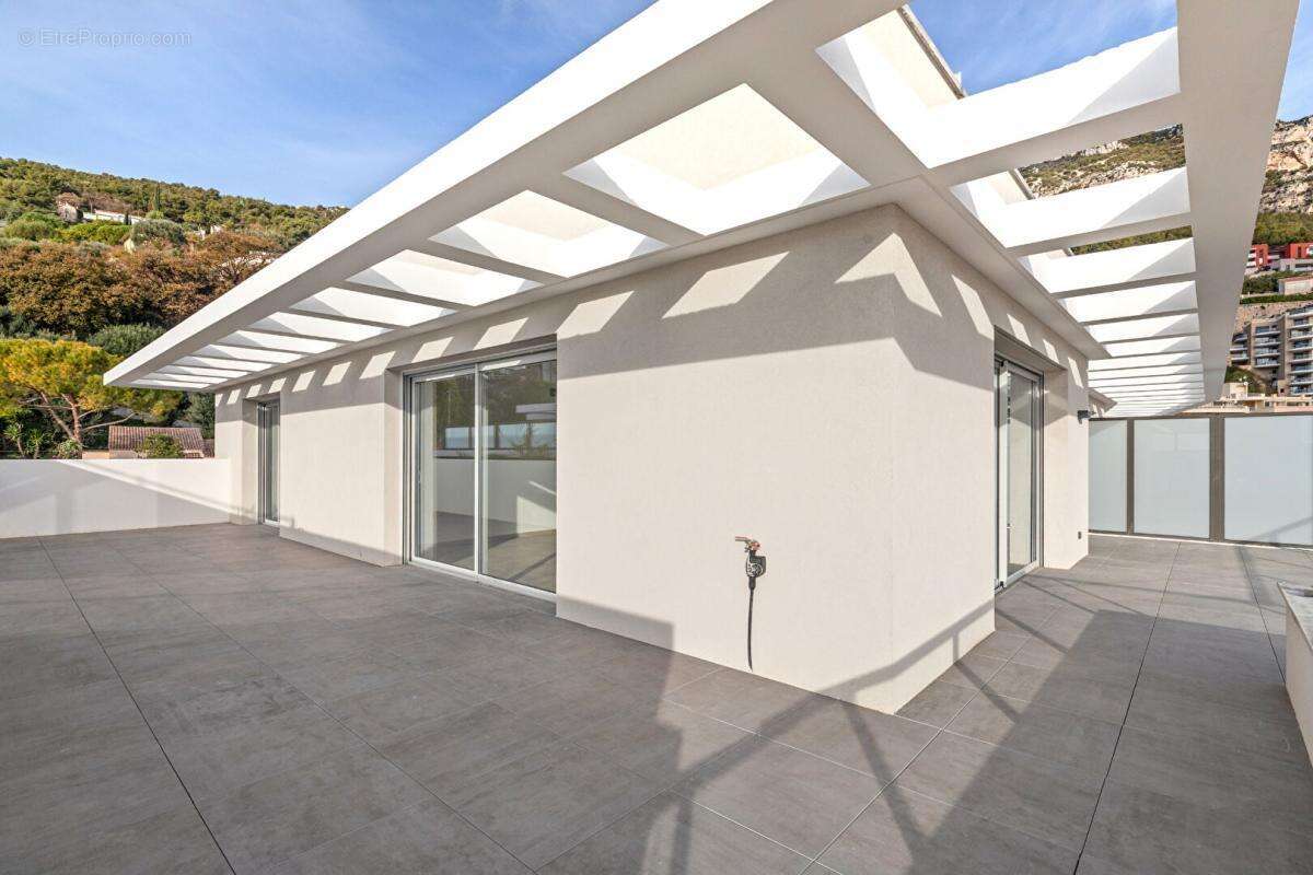Appartement à BEAUSOLEIL