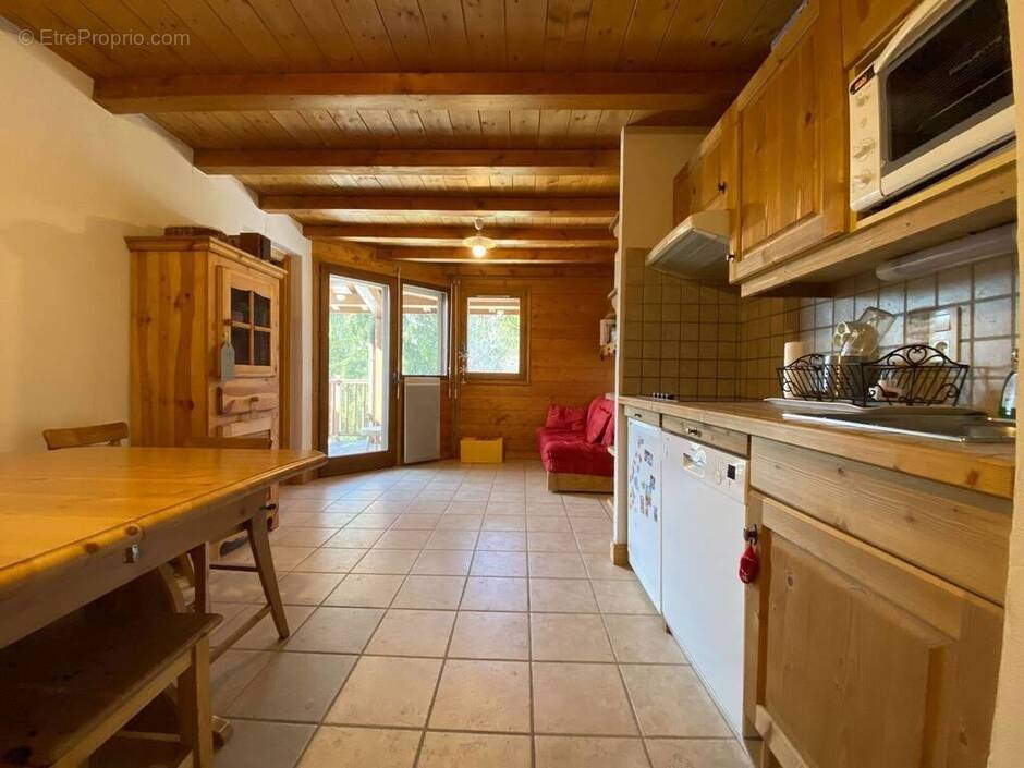 Appartement à CREST-VOLAND