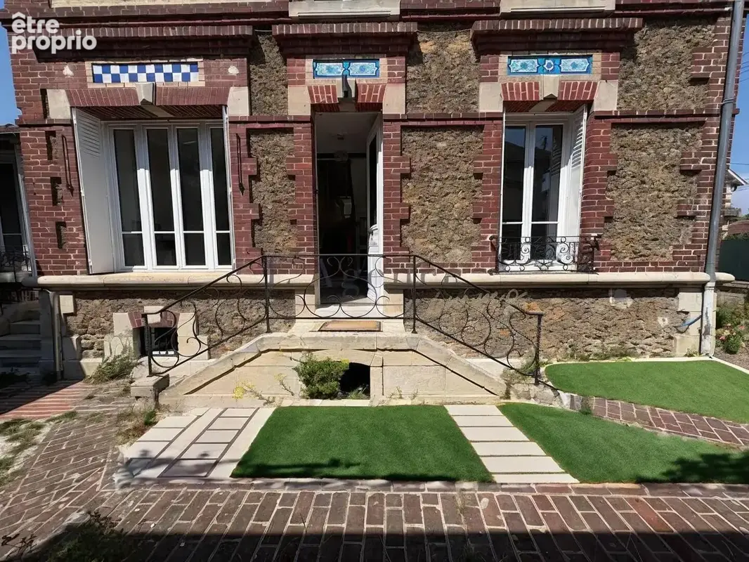 Maison à CHANTILLY