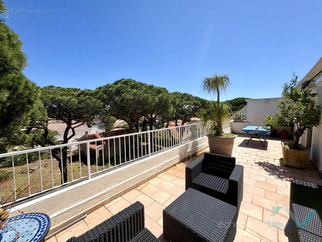 Appartement à HYERES