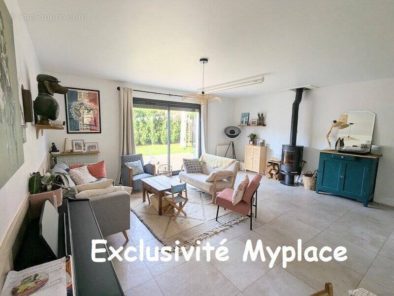 Maison à CHATEAUFORT