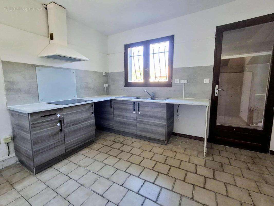 Maison à SAINT-ANDRE-DE-CUBZAC