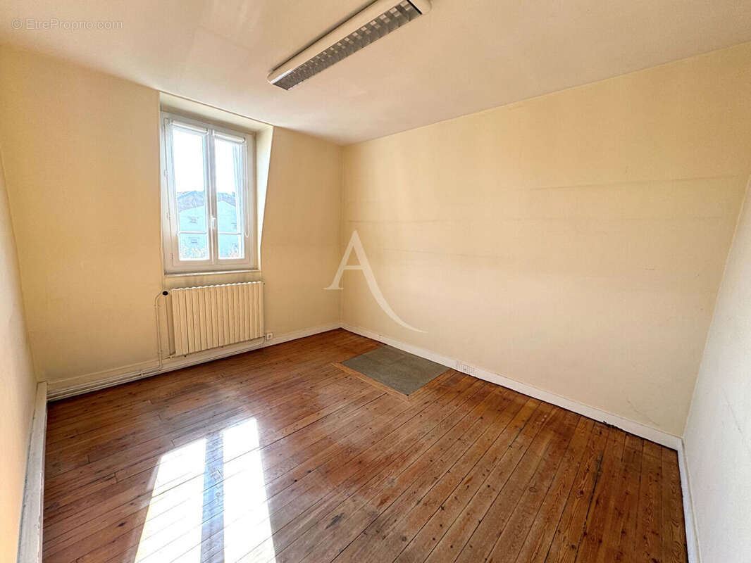 Appartement à FONTENAY-SOUS-BOIS