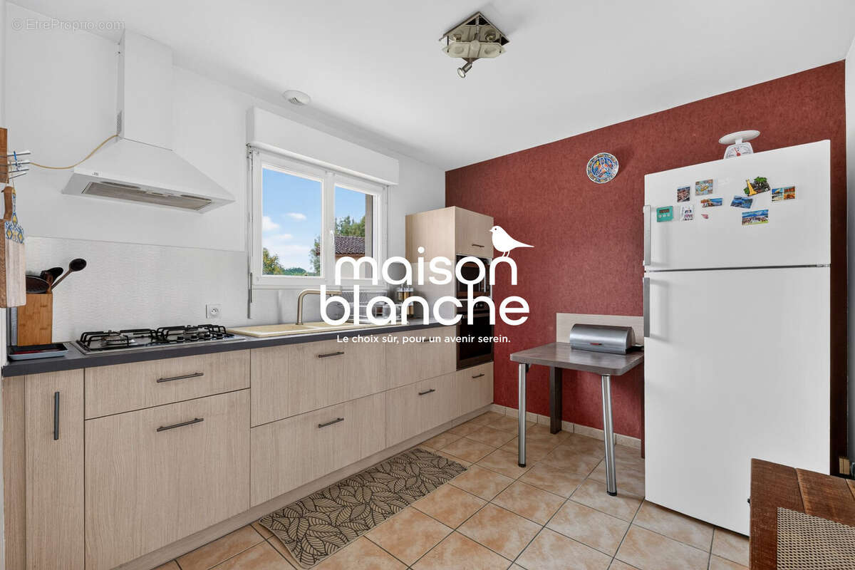Maison 87 m² à Le Fieu  - photo 2