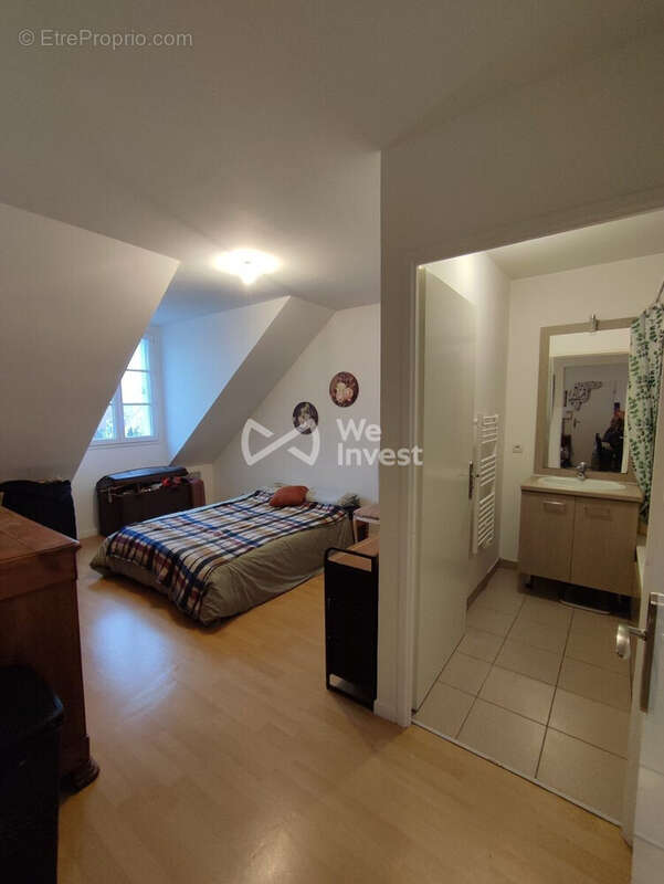 Appartement à BAILLY-ROMAINVILLIERS