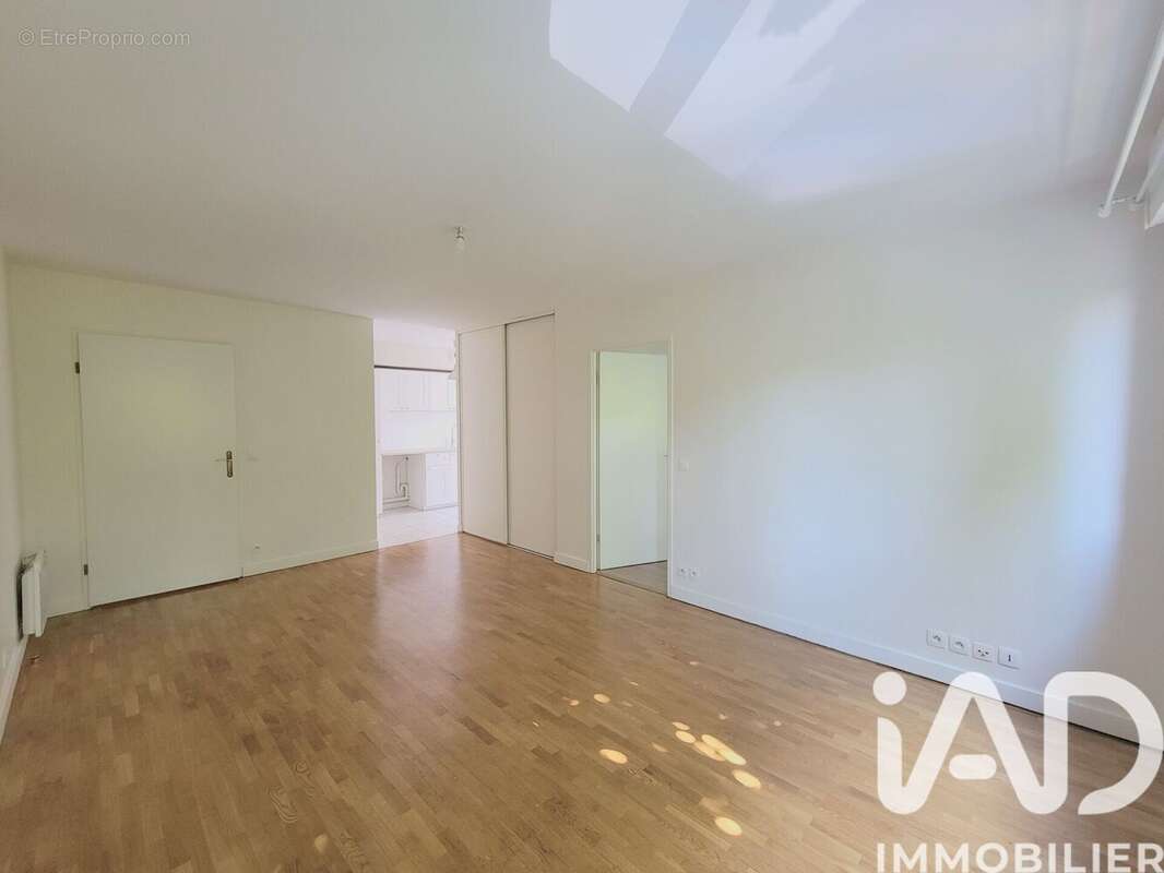 Photo 2 - Appartement à CHOISY-LE-ROI