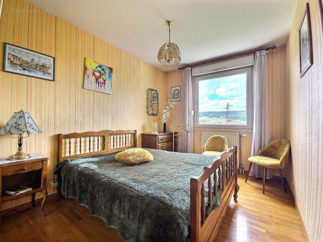 Appartement à CHENOVE