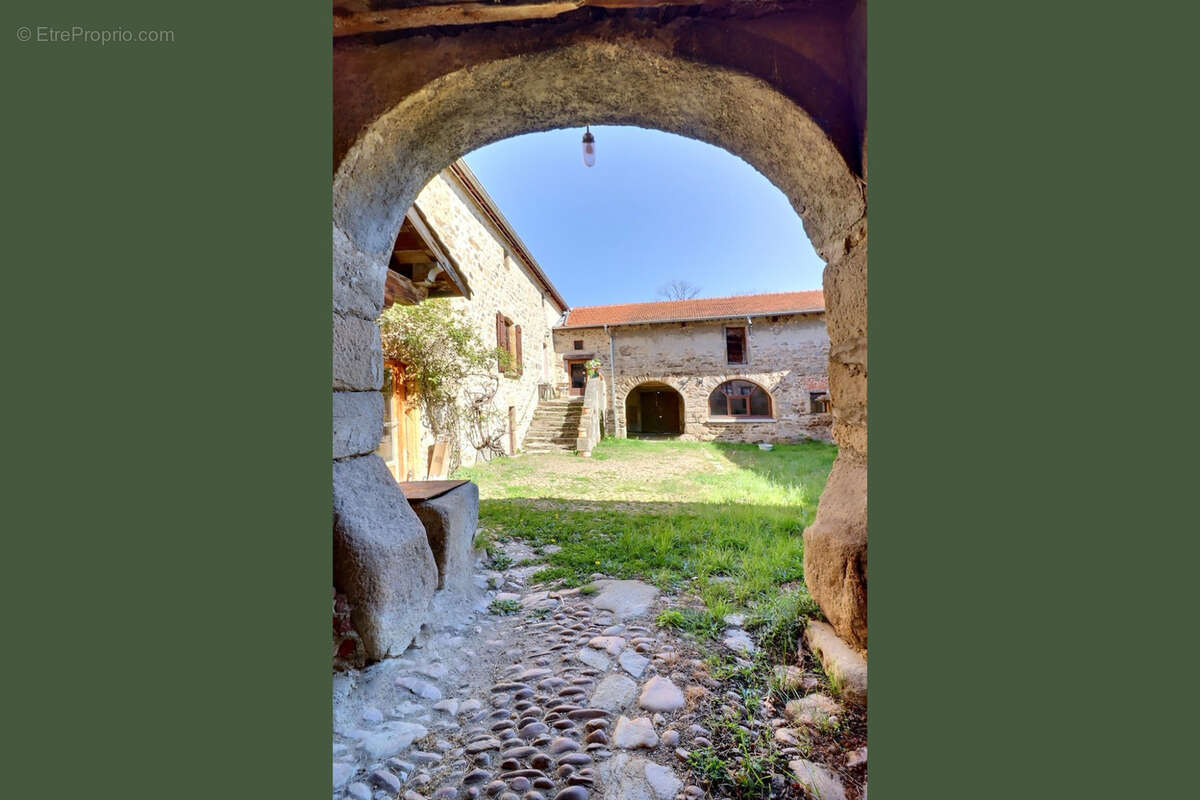 Maison à ECHALAS