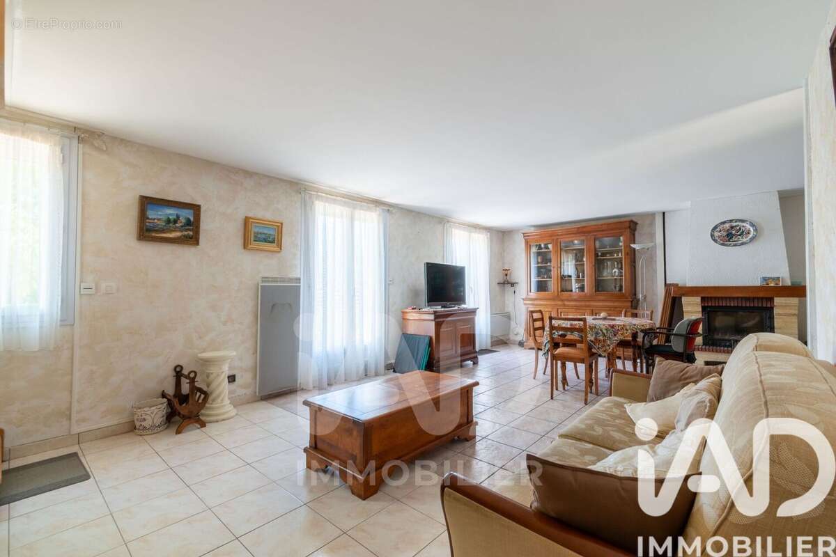 Photo 2 - Maison à JOUARS-PONTCHARTRAIN