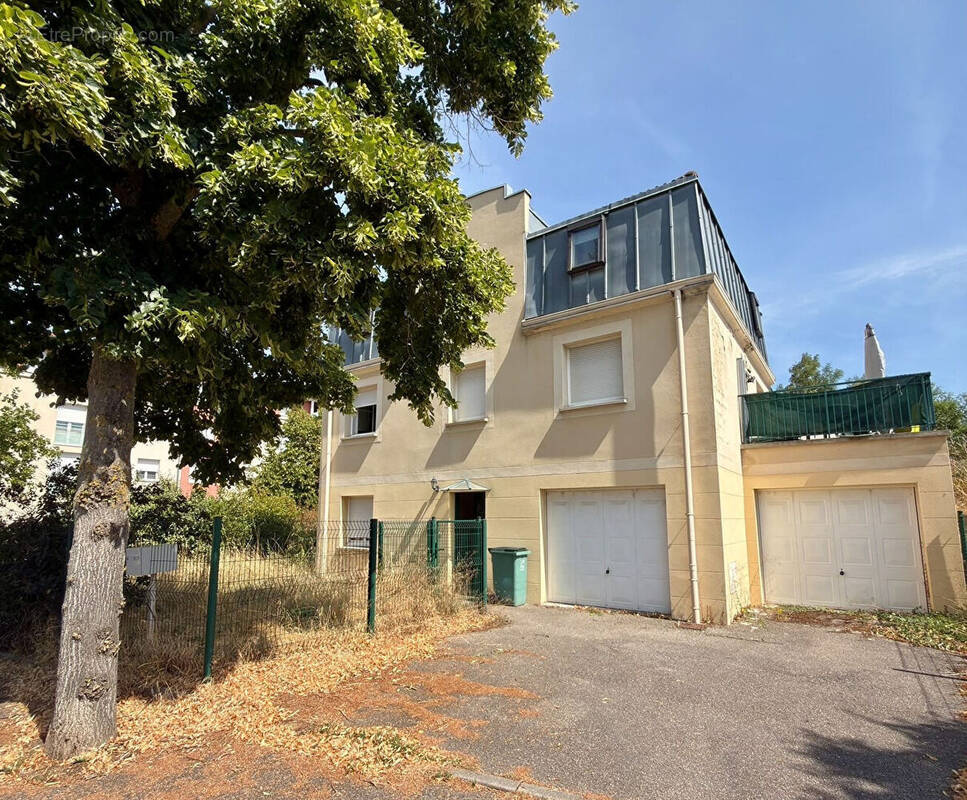 Maison à MALZEVILLE