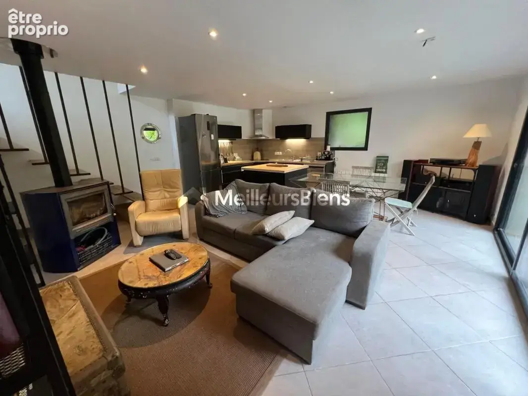 La palme – maison de village rénovée + chambre d’hôtes clé en main – 192 m² – garage – jardin – 542 000 € - photo 3