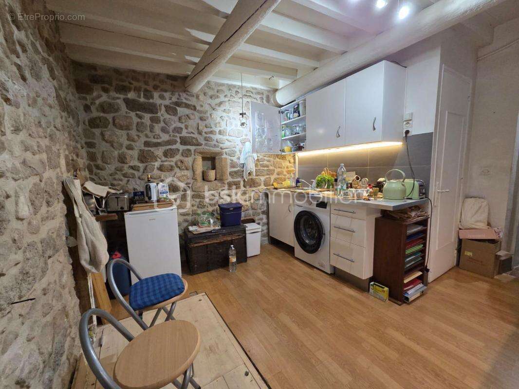 Maison à CERESTE