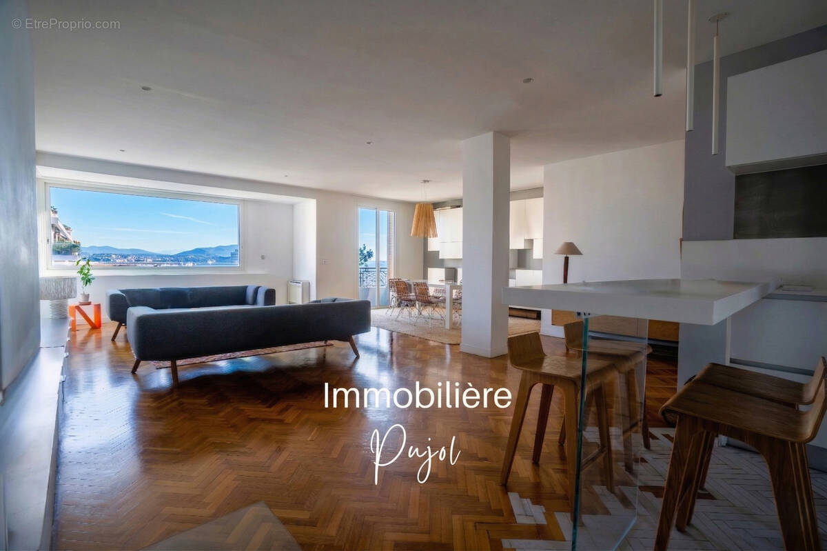 Appartement à MARSEILLE-8E