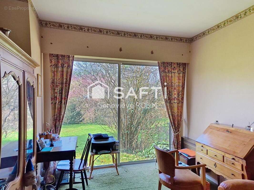 Maison 151 m² à Tassin-La-Demi-Lune  - photo 5