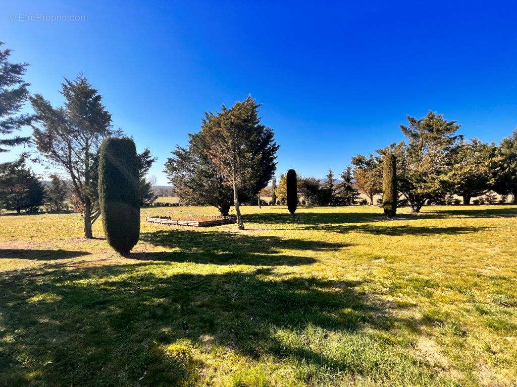 Maison à MONTAUROUX