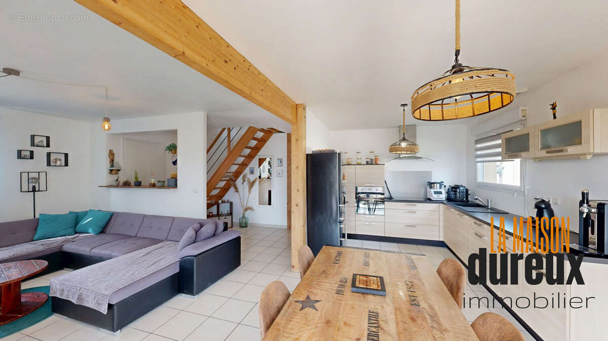 Maison à PONTAILLER-SUR-SAONE