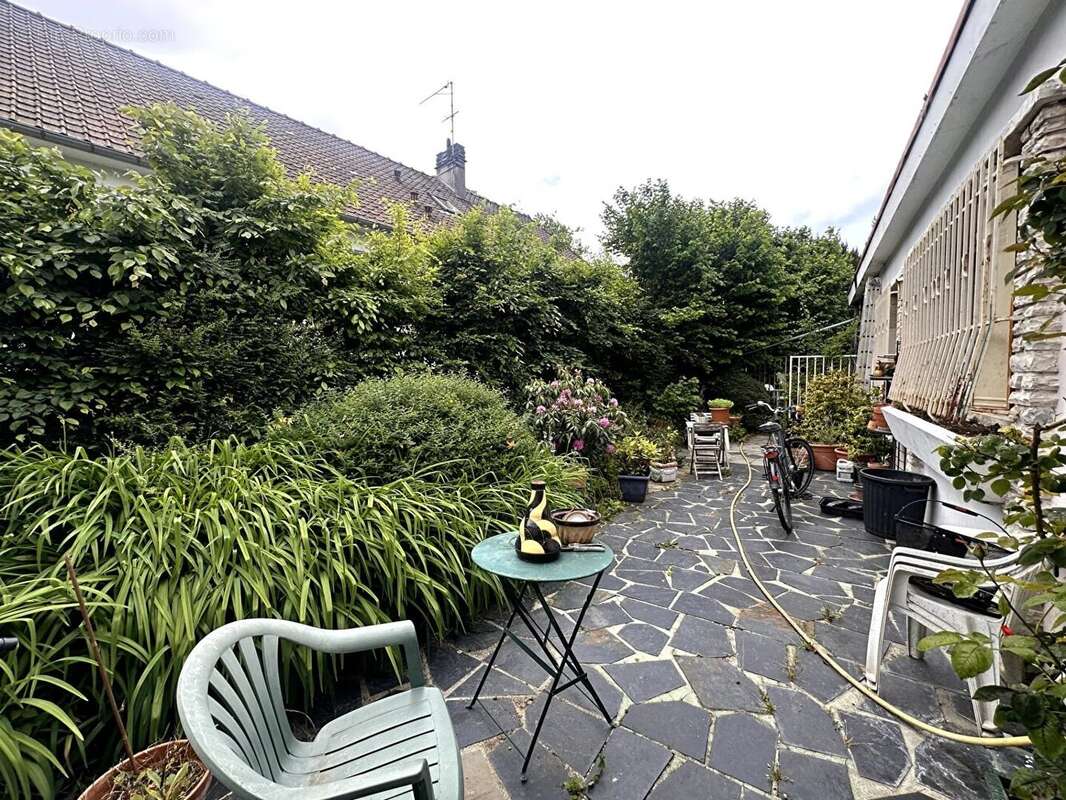 Maison à MONTMORENCY