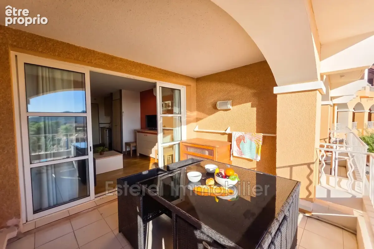 Appartement 1 pièce 27 m² à vendre à Saint-Raphael (83700) - photo 8