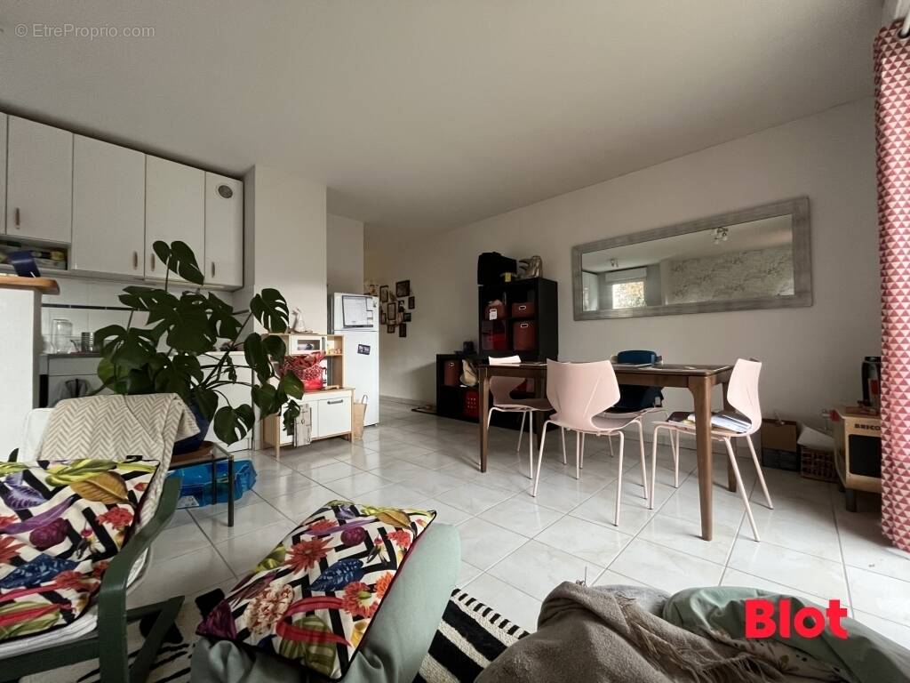 Appartement à BREAL-SOUS-MONTFORT
