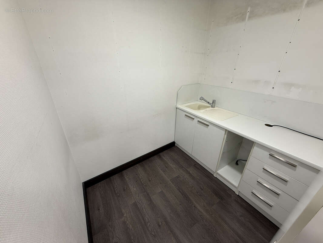 Commerce à SAINT-AFFRIQUE