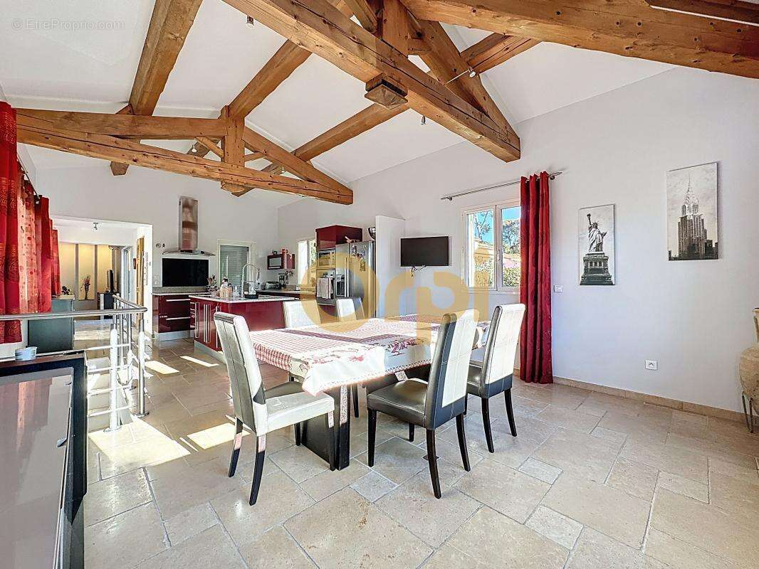 Maison à SAINT-RAPHAEL