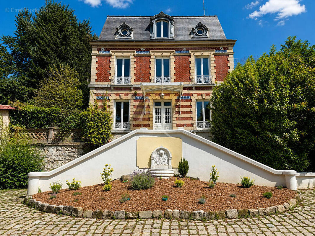 Maison à CHAUMONT-EN-VEXIN