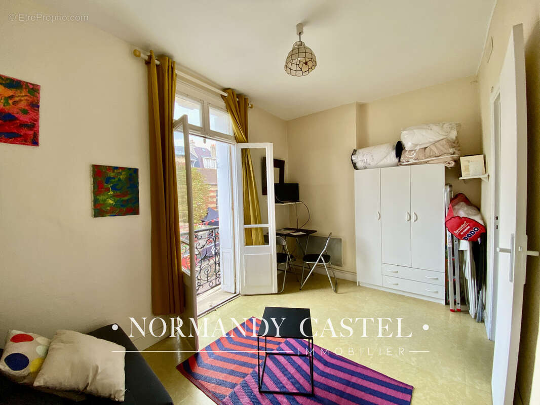 Appartement à TROUVILLE-SUR-MER