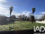 Photo 1 - Terrain à LESCAR