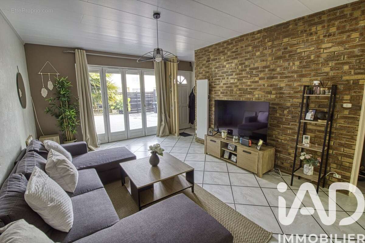 Photo 3 - Maison à MALESHERBES