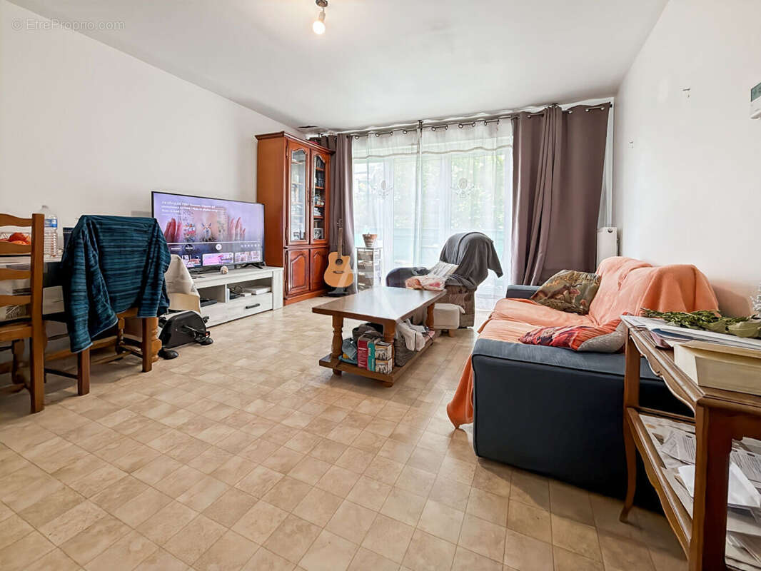Appartement à JOUY-LE-MOUTIER