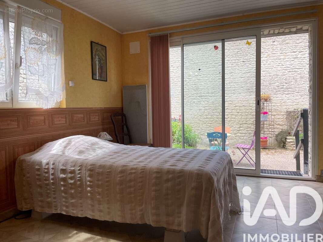 Maison 226 m² à Clam  - photo 5