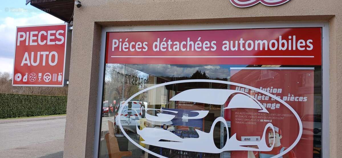 Commerce à LUXEUIL-LES-BAINS