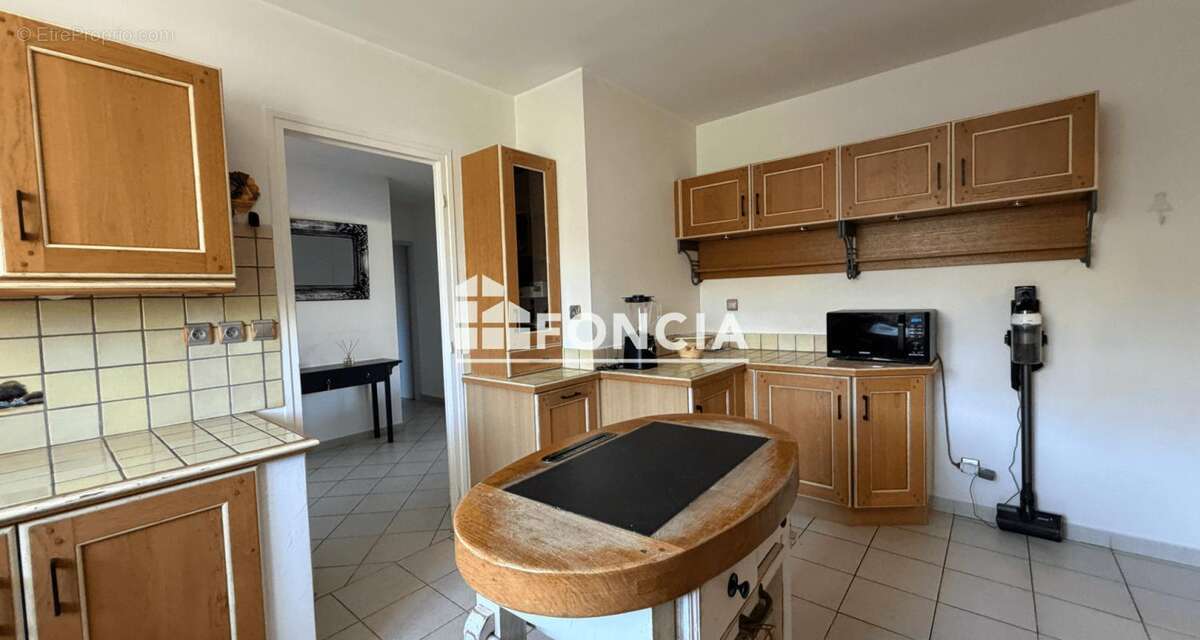 Maison familiale de 160 m² avec piscine dans un secteur recherché - photo 4