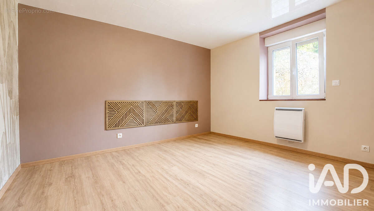 Maison 140 m² à Balan  - photo 5