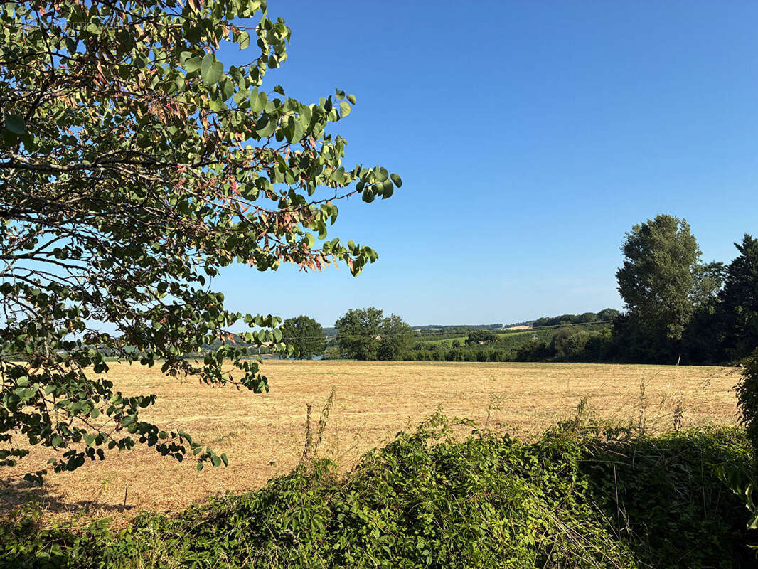Maison de plain-pied avec vue dégagée sur la campagne, à deux pas de Cancon - photo 6