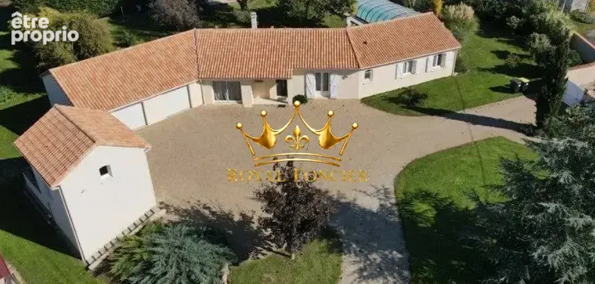 Maison à THURE