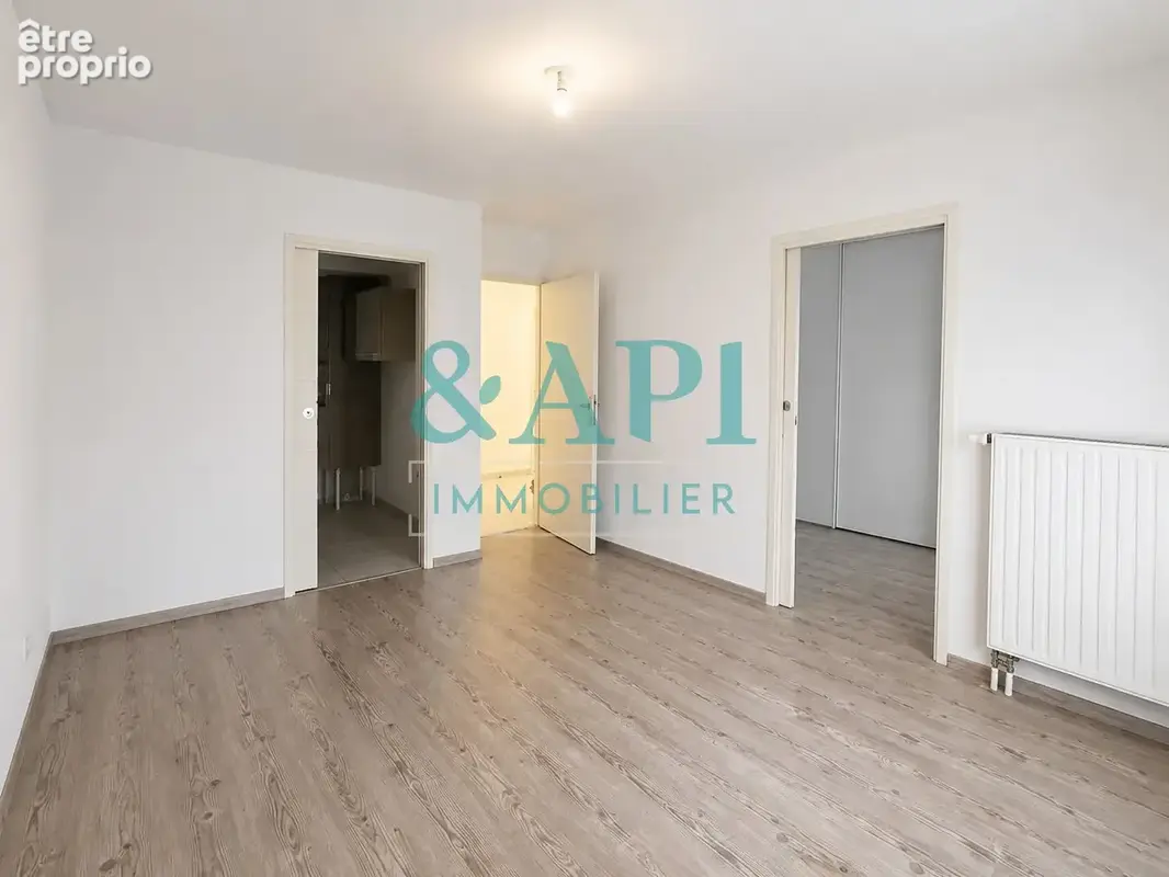 SCIEZ idéalement situé grand appartement T3 avec terrasse - photo 13