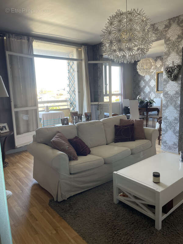 Limoges Appartement T5 avec garage et parkings - photo 8