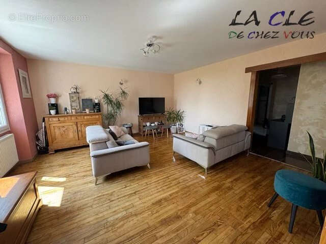 Maison à LE BUSSEAU