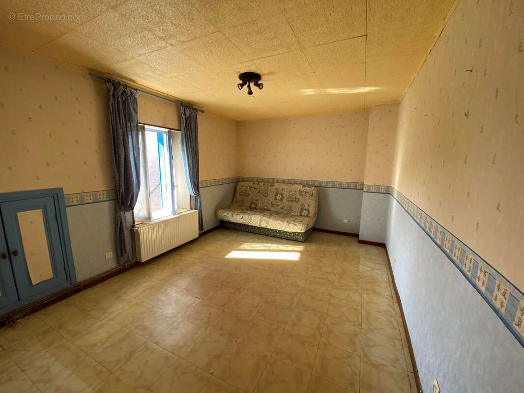 Maison à SAINT-BENIN-D'AZY