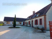 Maison à SEMUR-EN-VALLON