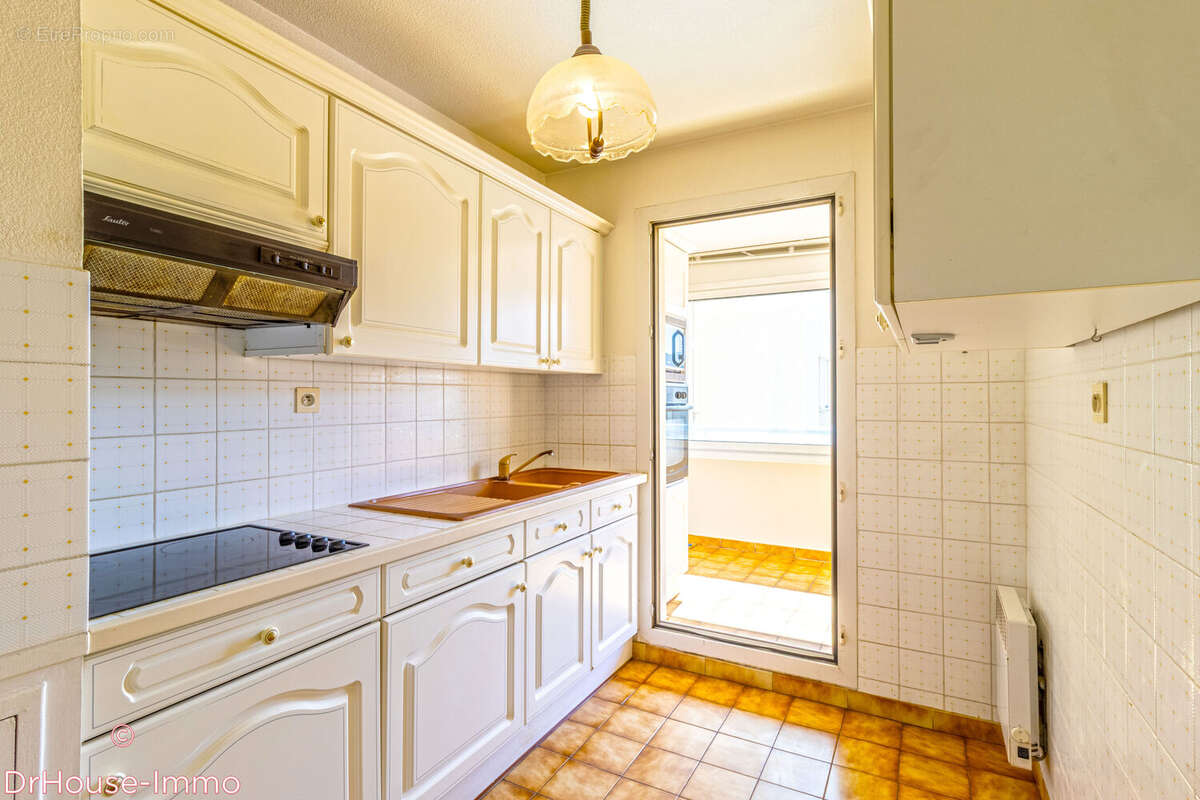 Appartement 3 pièces 62 m² à vendre à Cavalaire-Sur-Mer (83240) - photo 6
