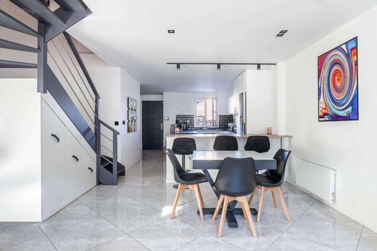 Maison à MAISONS-ALFORT